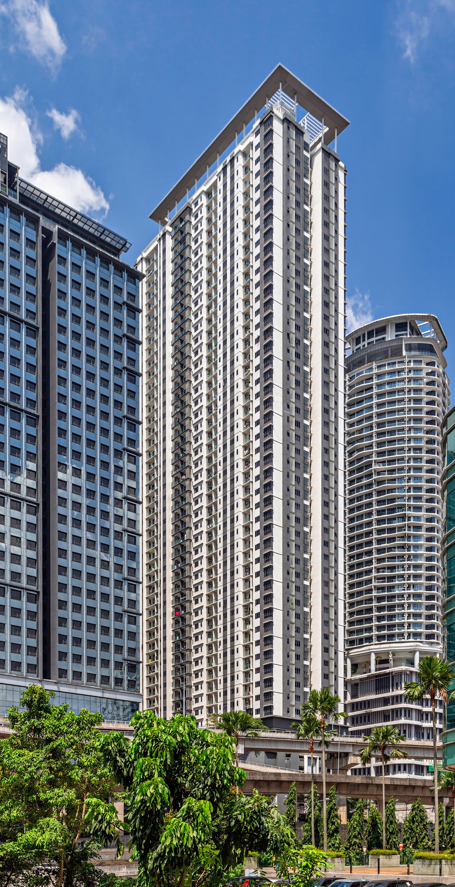 Southview Residence By UOA Block B, Kuala Lumpur - View from the northeast. © Mathias Beinling